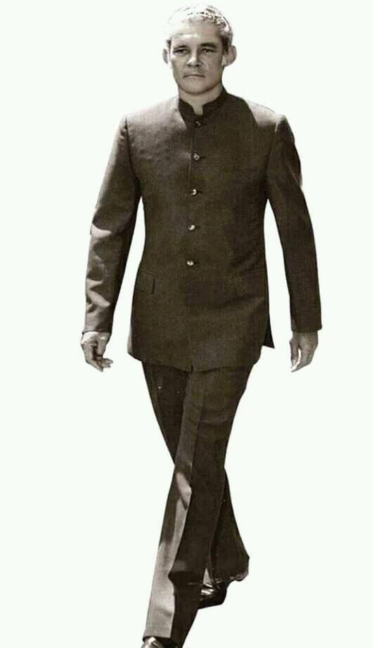 Michael-Manley-former-Prime-Minister-Jamaica-Kareeba-Suit-Ivy-Ralph